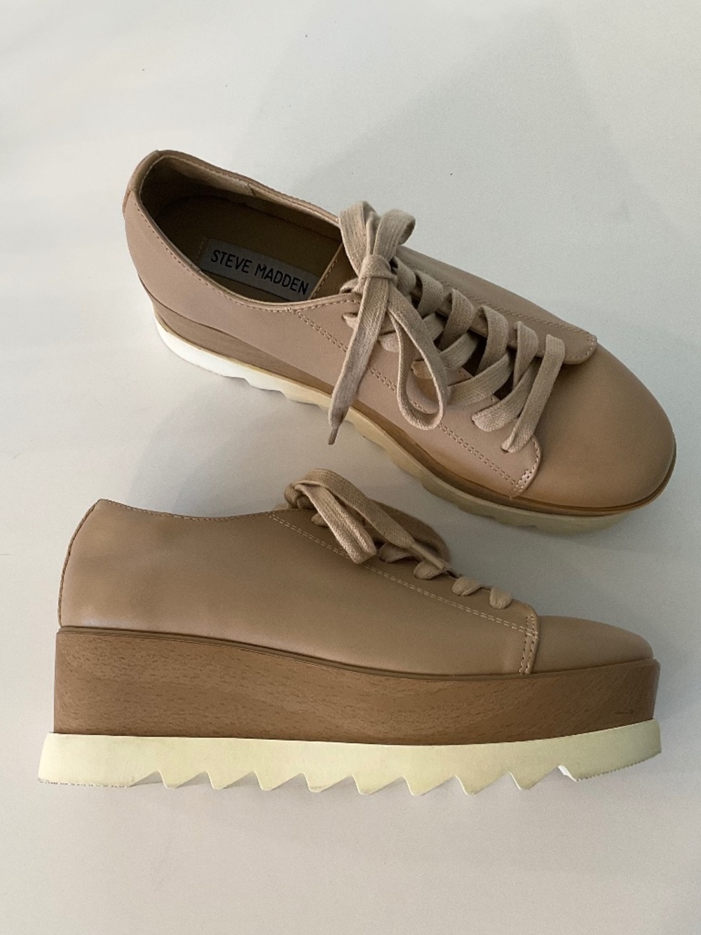 STEVE MADDEN Kinsey Wood-Grain Platform Leather Sneaker in Tan Size 7.5